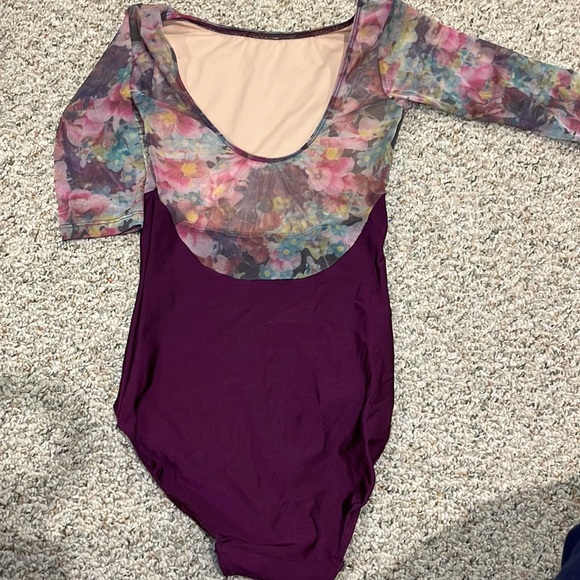 🩰🩰🩰 NWOT ELEVE LEO 🩰🩰🩰 - Picture 3 of 3